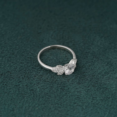 Nature's Embrace Ring Moissanite