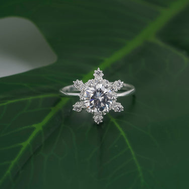 Snowflake Ring Moissanite