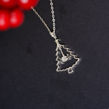 Magnetic Christmas Tree Necklace