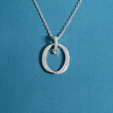 Sparkling Oval Necklace