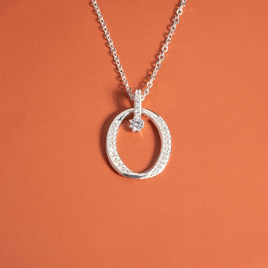 Sparkling Oval Necklace