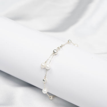 Glamorous Pearl Bracelet