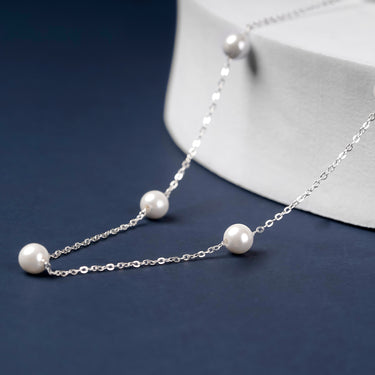 Dainty Pearl Necklace