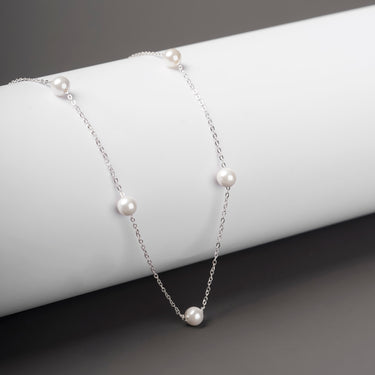 Dainty Pearl Necklace