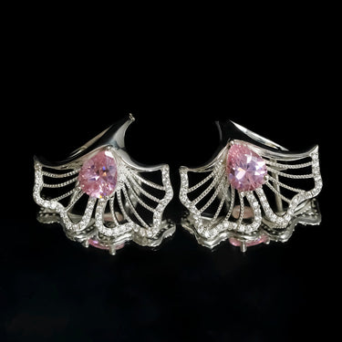 Sweatheart Earrings