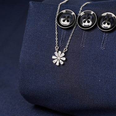 Star Wheel Necklace