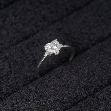 Heartfelt Vow Engatement Ring