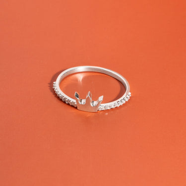 Dainty Crown Ring